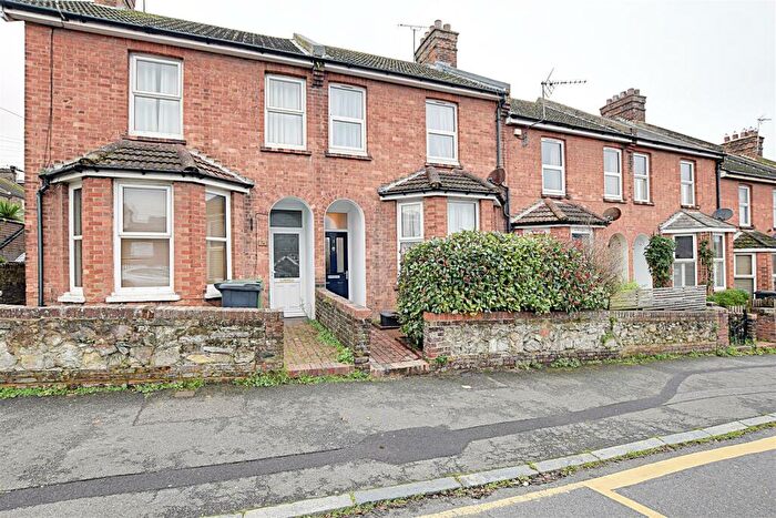 3 Bedroom Terraced House To Rent In Green Street, Eastbourne, BN21