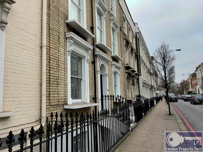 2 Bedroom Flat To Rent In Finborough Road, West Brompton, Earls Court, SW10