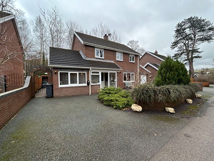 4 Bedroom Detached House For Sale In Penlan, Brecon, LD3