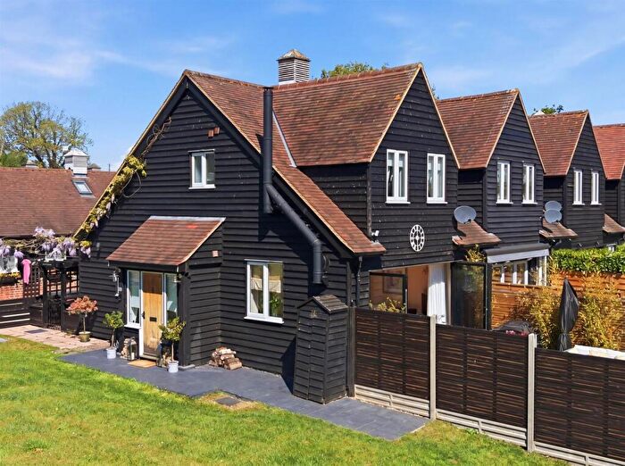 2 Bedroom End Of Terrace House For Sale In Highfield Farm - Mandrove Lane -, SG13