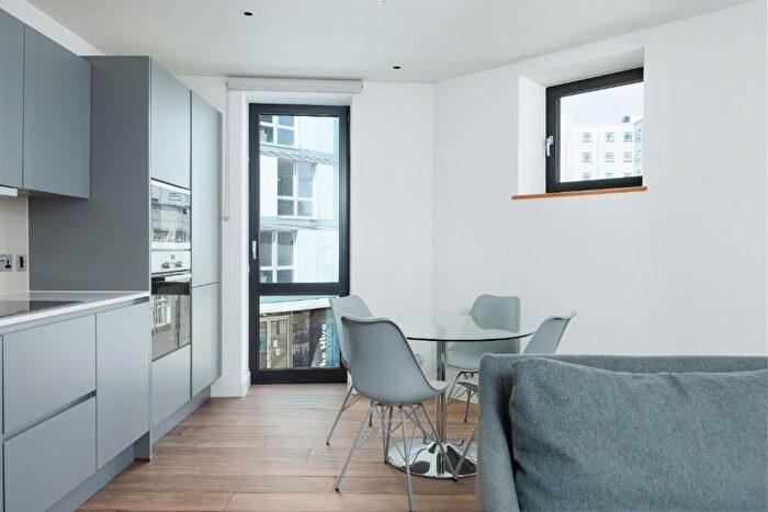 1 Bedroom Apartment To Rent In Three Colts Lane, London, E2