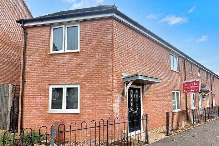 3 Bedroom End Of Terrace House For Sale In Howe Road, Gosport, PO13