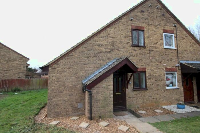 1 Bedroom Detached House To Rent In Farndon Close, Thorplands, Northampton, NN3