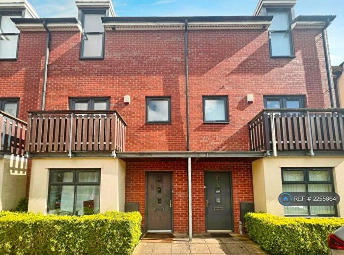 4 Bedroom Terraced House To Rent In Mere Drive, Swinton, Manchester, M27