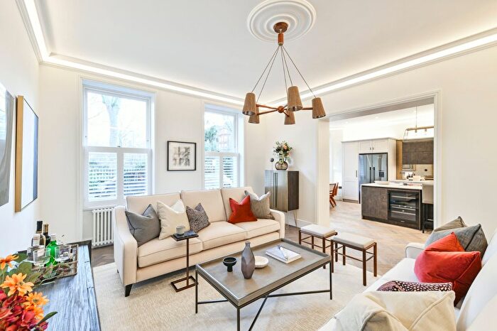 4 Bedroom Flat For Sale In Bramham Gardens, London, SW5