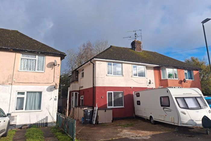 2 Bedroom Flat For Sale In Melmore Gardens, Cirencester, GL7