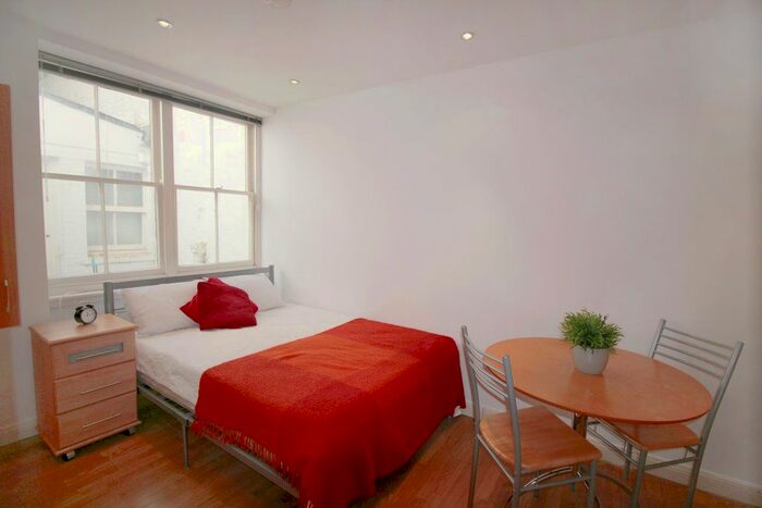 Studio To Rent In Courtfield Gardens, South Kensington, SW5