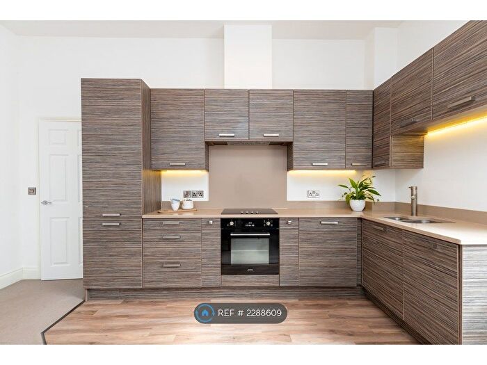 1 Bedroom Flat To Rent In Windsor Club, Leamington Spa, CV32