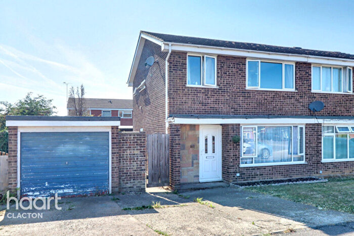 3 Bedroom Semi-Detached House For Sale In Peter Bruff Avenue, Clacton-On-Sea, CO16