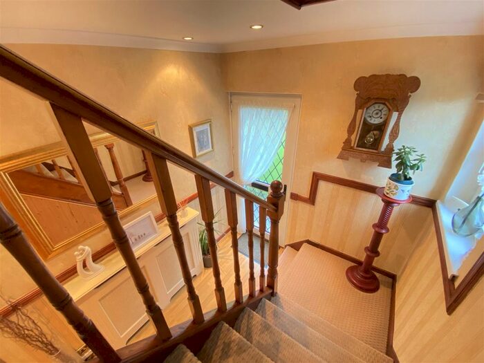 3 Bedroom Semi Detached House For Sale In Maesyrhaf, Cross Hands