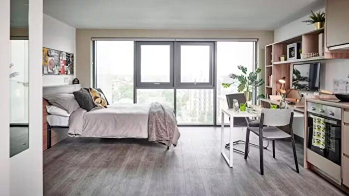 1 Bedroom Flat To Rent In Students - Trinity View, Friars Road, Coventry, CV1