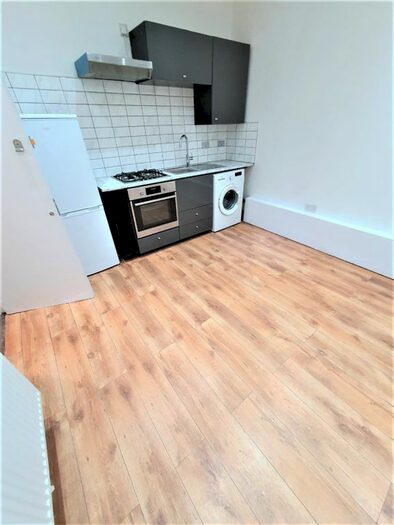 1 Bedroom Flat To Rent In Leytonstone Rd, Leytonstone, London E11