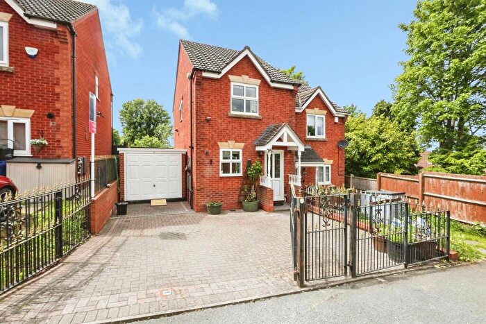 2 Bedroom Semi-Detached House For Sale In Barnswood Close, Halesowen, B63