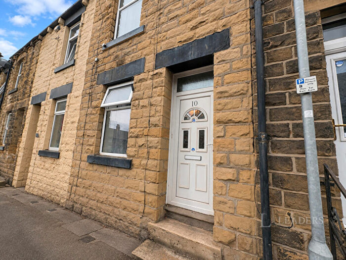 2 Bedroom House To Rent In Bridge Street, S71