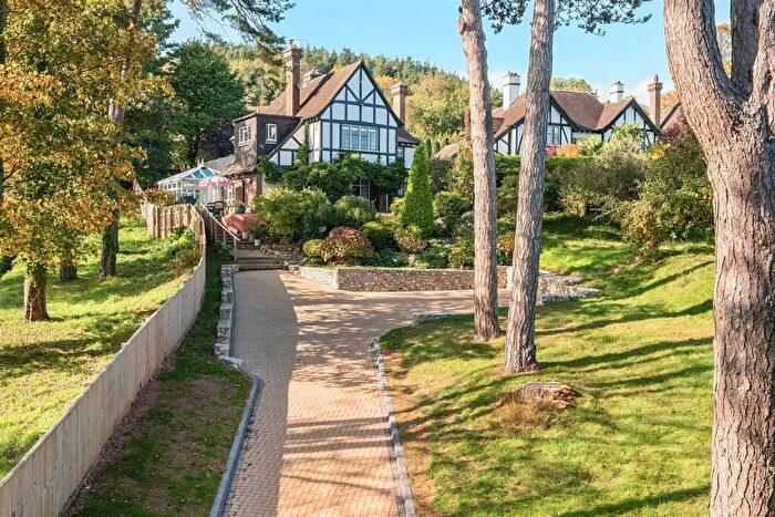 4 Bedroom Detached House For Sale In Moorcourt Close, Sidmouth, EX10