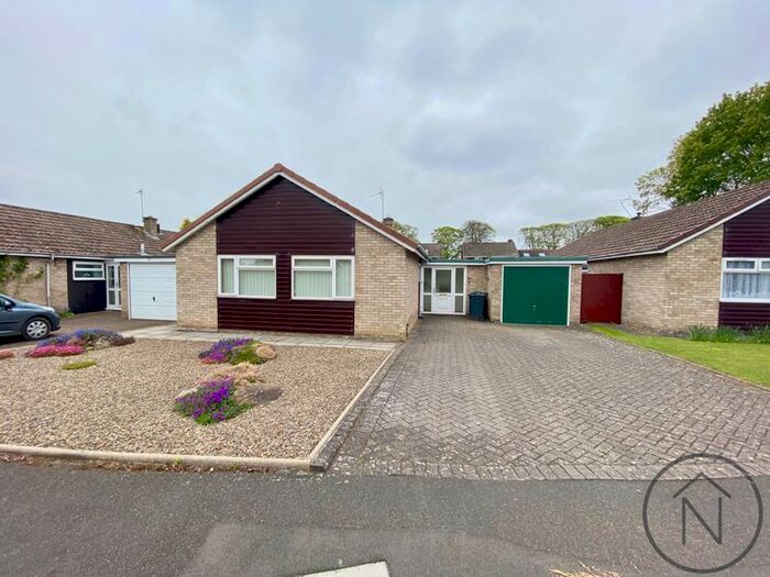 Houses for sale & to rent in DL2 2HH, Manor Road, Hurworth Darlington