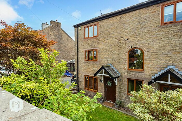 4 Bedroom Semi-Detached House For Sale In Horwich, Bolton, BL6