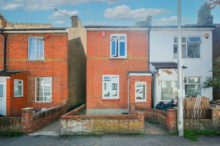 2 Bedroom Semi-Detached House To Rent In Maybank Road, Woodford Green, Essex, E18