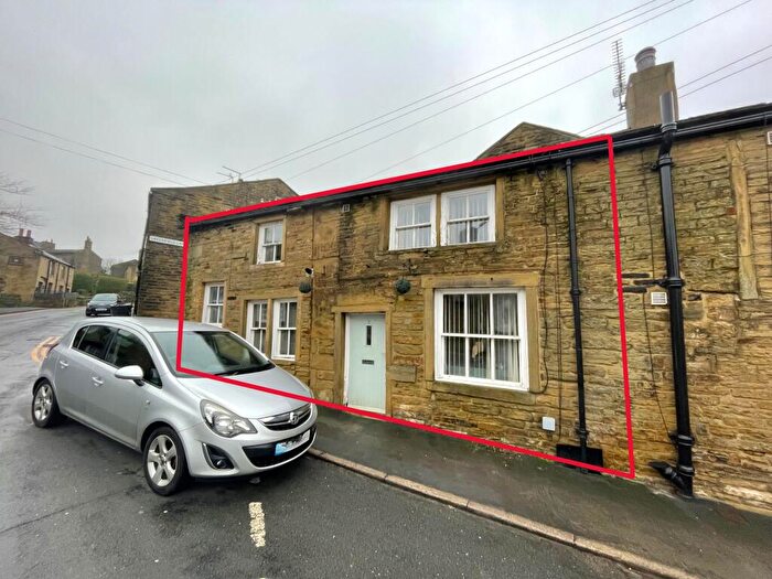2 Bedroom Semi Detached House For Sale In Oakbarn Cottage, Westfield Lane, Idle, Bradford, West Yorkshire, BD10