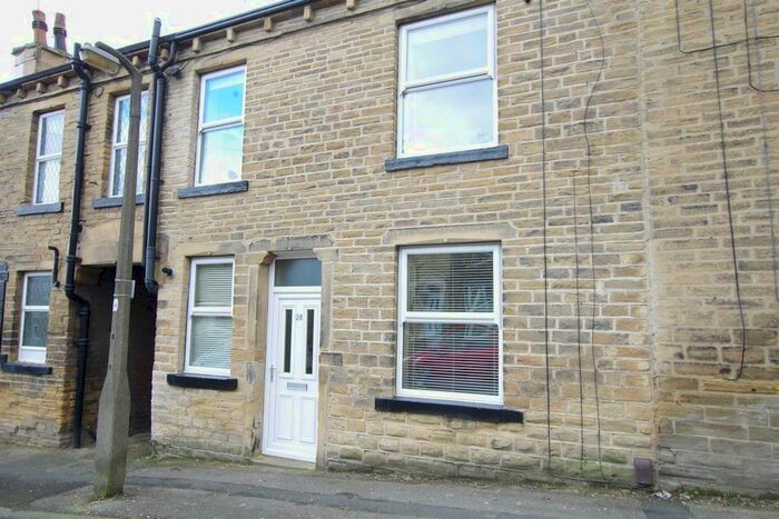 2 Bedroom Terraced House To Rent In New Street, Idle, Bradford BD10
