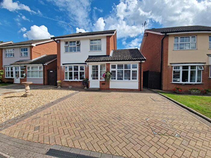 4 Bedroom Detached House For Sale In Mill Farm Close, Dunchurch, Rugby, CV22