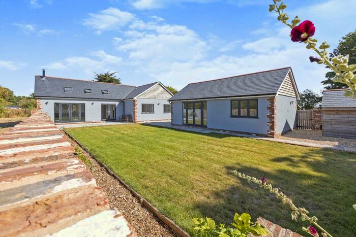 4 Bedroom Detached House For Sale In Oving, Chichester, PO20