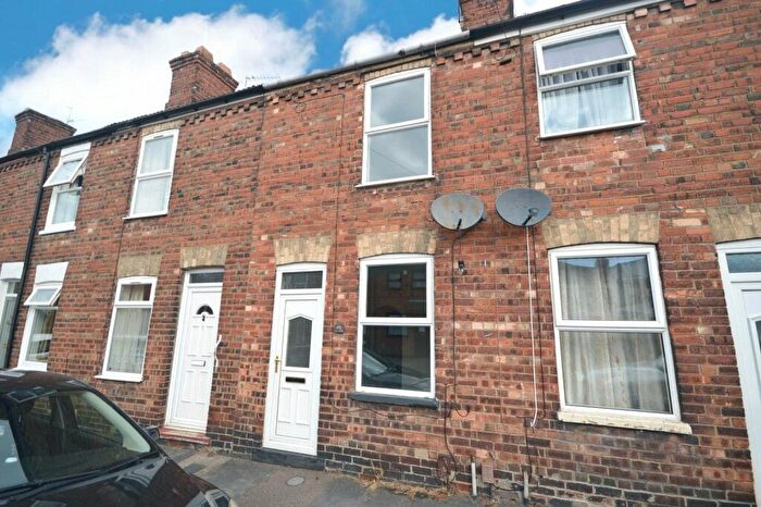 2 Bedroom Terraced House To Rent In Castle Street, Lincoln, Lincolnshire, LN1