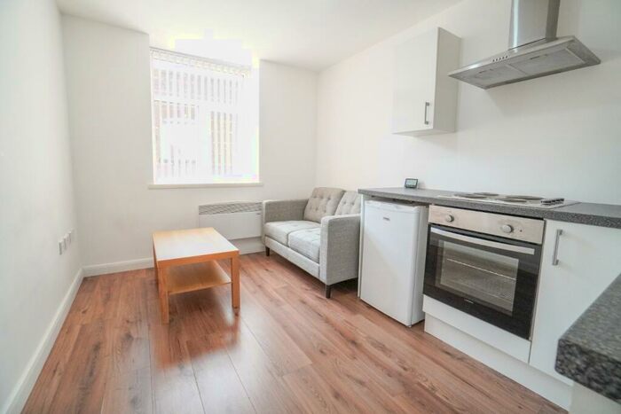 1 Bedroom Flat To Rent In Whingate Mill, Armley, Leeds, LS12