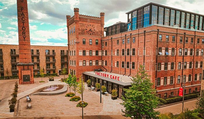 1 Bedroom Flat For Sale In Engineering Mews, Clock Tower House, Heritage Walk, Slough, SL1