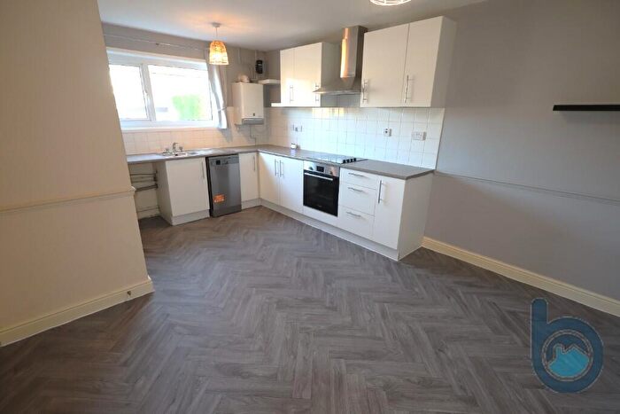 3 Bedroom Terraced House To Rent In Oldbrook, Peterborough, Cambridgeshire, PE3