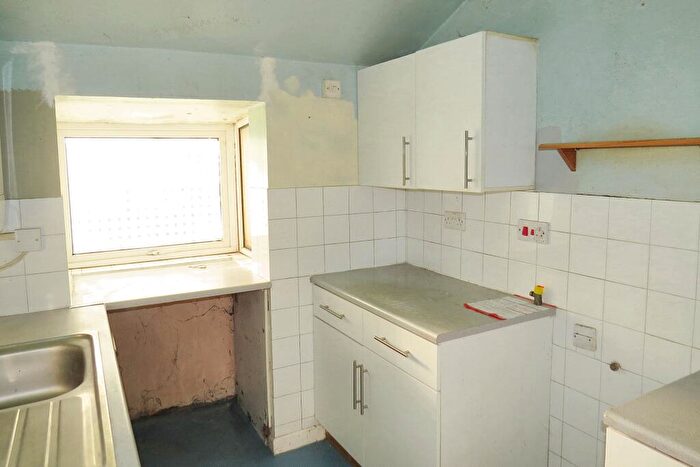 2 Bedroom Terraced House For Sale In Brunshaw Road, Burnley, Lancashire, BB10