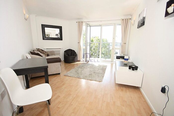 1 Bedroom Flat To Rent In Naxos Building, Hutchings Street, London, E14