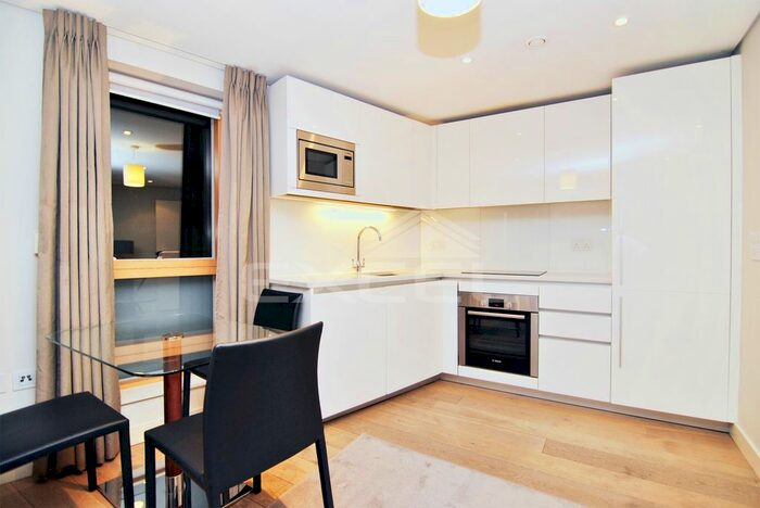 3 Bedroom Flat To Rent In Merchant Square East, Harbet Road, Paddington, W2