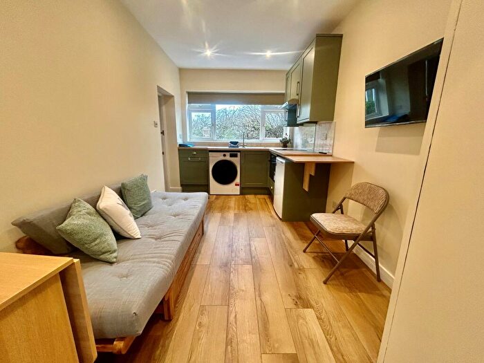 Studio To Rent In Furze Road - High Salvington, BN13