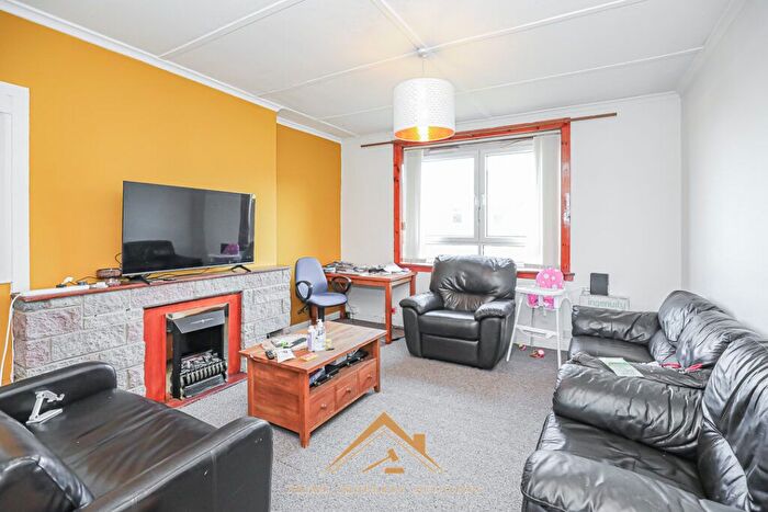 2 Bedroom Flat For Sale In E Pine Street, Greenock, PA15