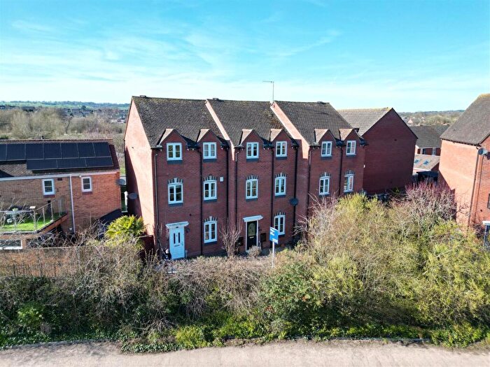 3 Bedroom Terraced House For Sale In Holly Court, Kidderminster, DY10