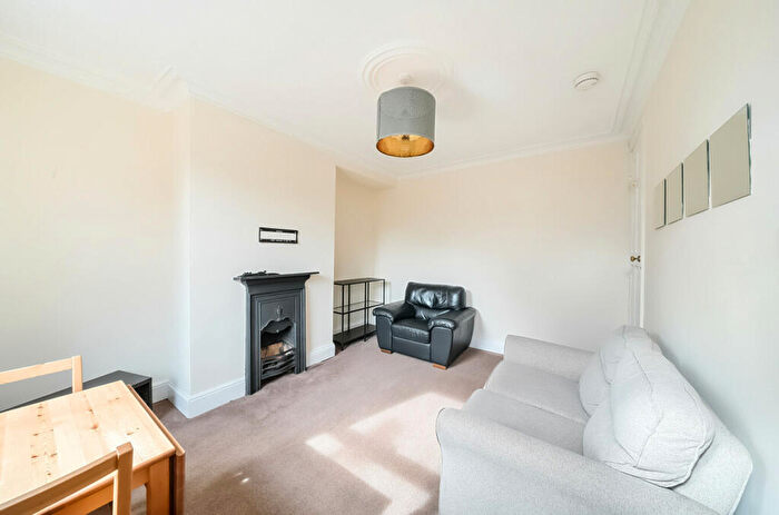 3 Bedroom Terraced House For Sale In Barnbrough Street, Burley, Leeds, LS4