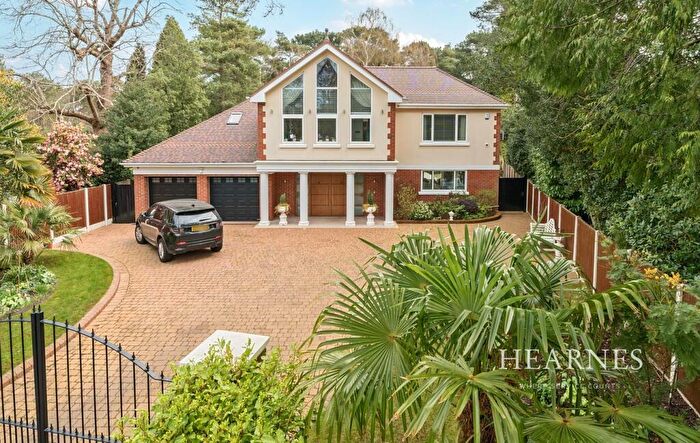 5 Bedroom Detached House For Sale In Little Forest Road, Talbot Woods, Bournemouth, BH4