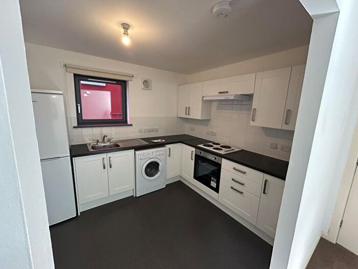 1 Bedroom Apartment To Rent In Hammermans Entry, Edinburgh, EH8