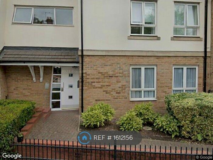 2 Bedroom Flat To Rent In London Road, Bishop's Stortford, CM23