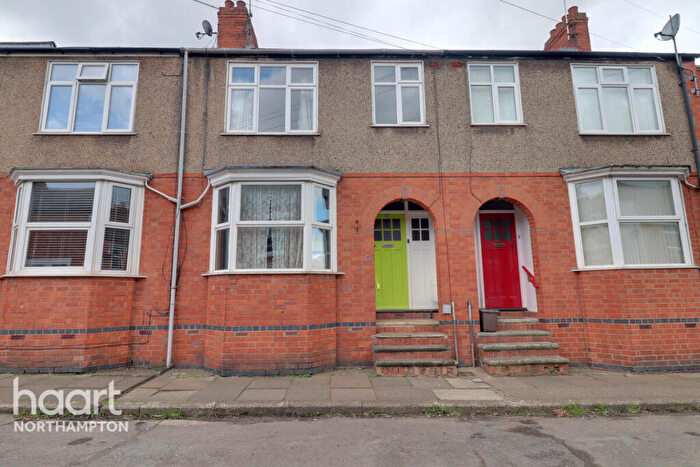 3 Bedroom Terraced House To Rent In Chaucer Street, Northampton, NN2
