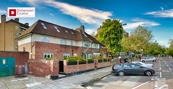 Studio To Rent In A Petherton Road, London, N5