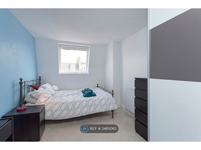 1 Bedroom Flat To Rent In Winchester Street, London, SW1V