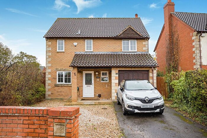 3 Bedroom Detached House For Sale In Kingsclere Drive, Bishops Cleeve, Cheltenham, GL52