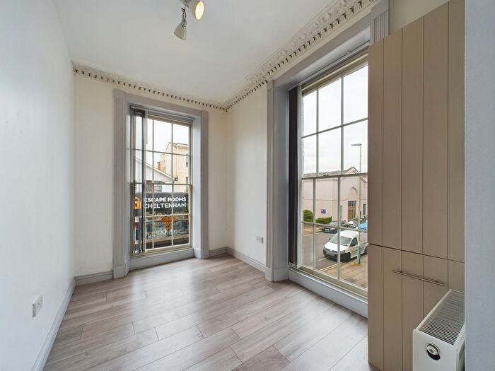 1 Bedroom Flat To Rent In Winchcombe Street, Cheltenham, GL52