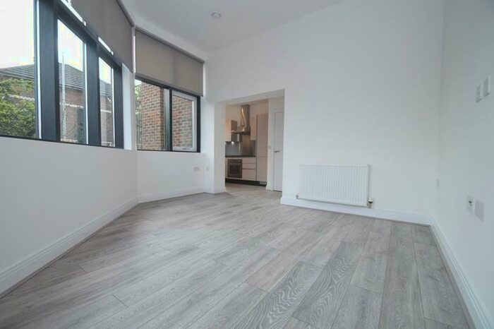 1 Bedroom Apartment To Rent In Clearview House, Northwood, HA6