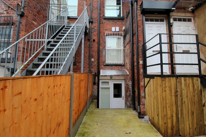 1 Bedroom Terraced House To Rent In Brudenell Grove, Leeds, West Yorkshire, LS6