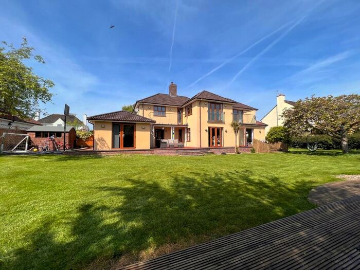 5 Bedroom Detached House For Sale In Homefield Road, Saltford, Bristol, BS31