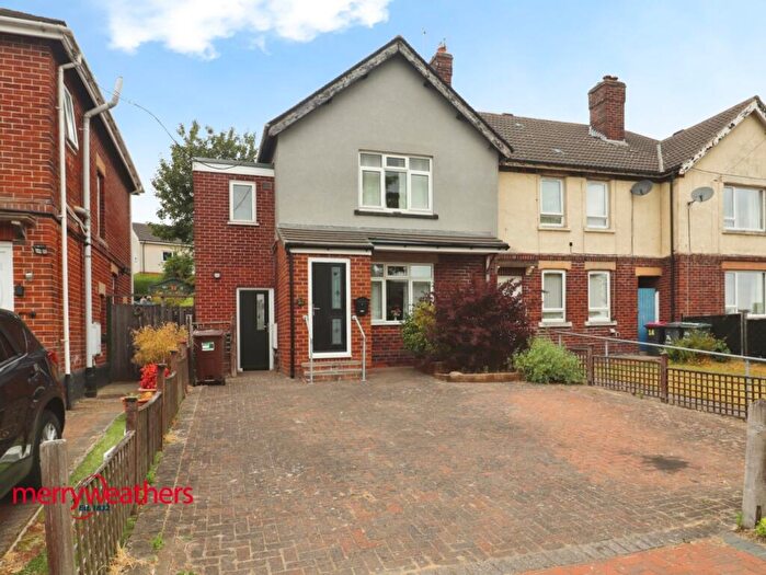 3 Bedroom Semi Detached House For Sale In Middle Avenue, Rawmarsh, Rotherham, S62