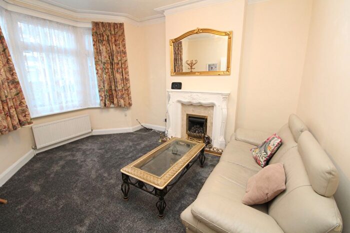 4 Bedroom Terraced House To Rent In Fairthorn Road, Charlton, SE7